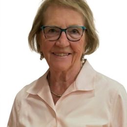 Photo of Christine Elaine Troger, obituary