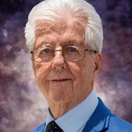 Photo of Yvon Rhéaume, obituary in Québec