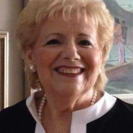 Photo of Eva Busgang (née Schwartz), obituary in Montréal