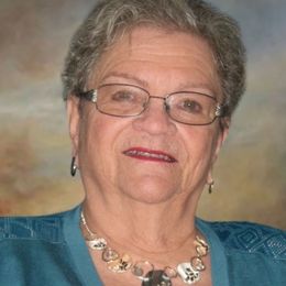 Photo of Renelle Lessard, obituary in Thetford Mines