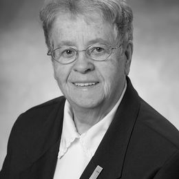 Photo of Soeur Yolande Mitchell, obituary in Québec
