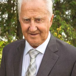 Photo of Robert Séguin, obituary in Sainte-Marthe