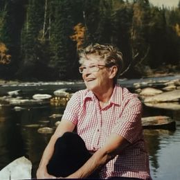 Photo of Lois Anne Richardson, obituary