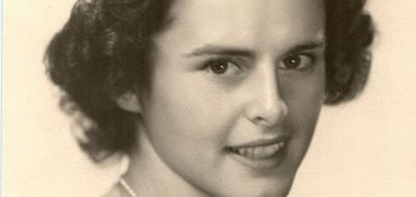 Mary Loring Lambrou