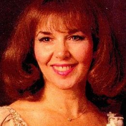 Photo of Esther Siegel, obituary