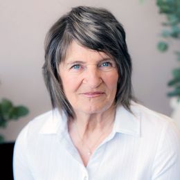 Photo of Jeannette Bourassa, obituary in Sainte-Jeanne-d'Arc