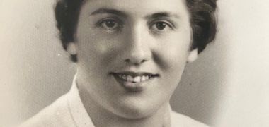 Elizabeth Cucinelli Jones