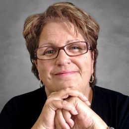 Photo of Rina Perron, obituary in Forestville