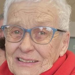 Photo de Jeanne Lapierre, avis de décès