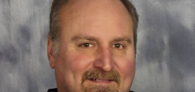 Robert "Bob" Niewinski