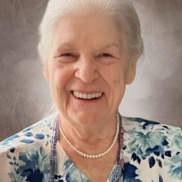 Photo of Jeannine Dallaire, obituary