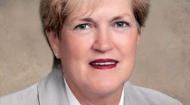 Suzanne Roux