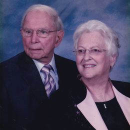 Photo of Carolyn Williams Hall, obituary