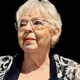 Photo de Louisette Grenier Doyon, avis de décès à Sainte-Marie