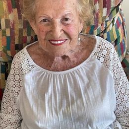 Photo of Pearl Gelb, obituary
