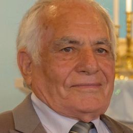Photo of Sepanos Safarian, obituary