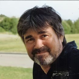 Photo of Robert Dubois, obituary in Mirabel