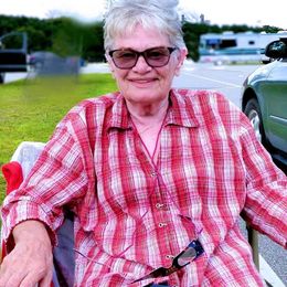 Photo of Joyce Susan Rivenburgh, obituary