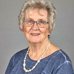 Photo of Margaret Elaine Hollis, obituary