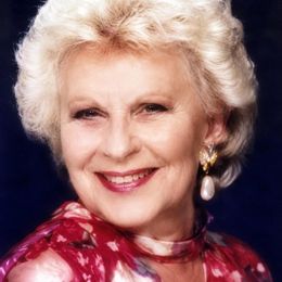 Photo of Eleanor Hannan, obituary