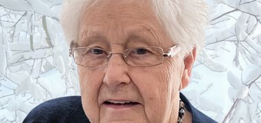 Mme Jeannine Beauchemin Chapdelaine
