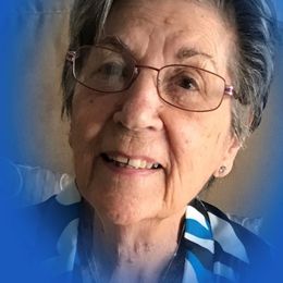 Photo of Suzanne Dussault (née Miron), obituary in Saint-Jérôme