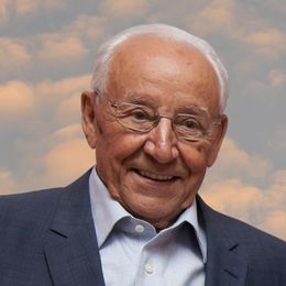Photo of Roger Lecomte, obituary in Victoriaville