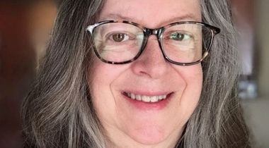 Donna Dartt Iacullo