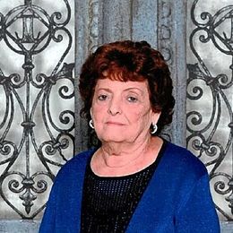 Photo of Regla Oliva, obituary