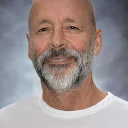 Photo of Normand Hébert, obituary in Saint-Hyacinthe