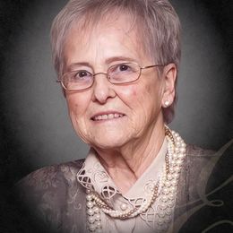 Photo de Mme Thérèse Provençal Breault, avis de décès