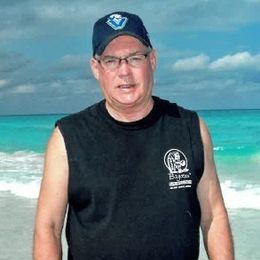 Photo of Robert "Bob" Wesley Walker, obituary