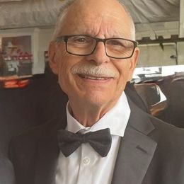 Photo of Antonio Noya, obituary