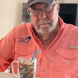 Photo of Jack Glen VanLoon, obituary