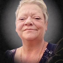 Photo of Mme Michelle Marquis, obituary in Sherbrooke