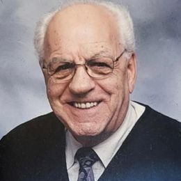 Photo of Bertrand Deschênes, obituary in Matane