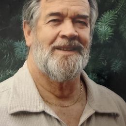 Photo of Zahrl G Schoeny, obituary