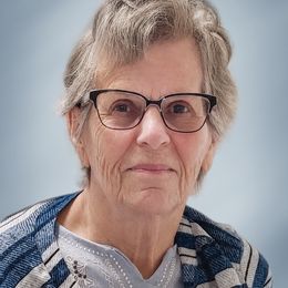 Photo of Madeleine Monette, obituary in Delson