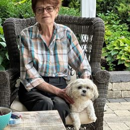 Photo of Fay Jean Catteau, obituary in Aumond