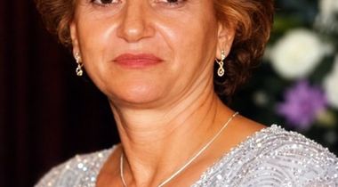 Stavroula "Voula" Mezines