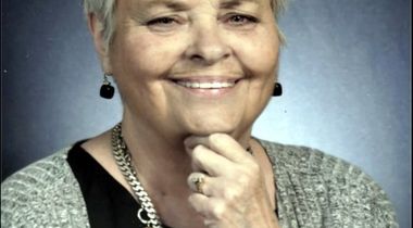Julia Diane Hinton LaBarre