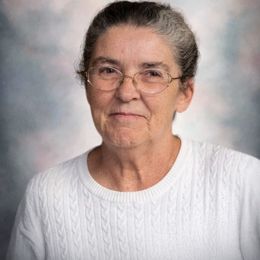 Photo of Theresa D Sanders, obituary in Louiseville