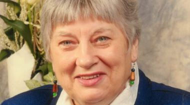 Mme Nicole Brunelle