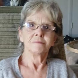 Photo of Yvonne Dumais, obituary