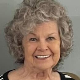 Photo of Barbara Gladys (Morris) Lippincott, obituary