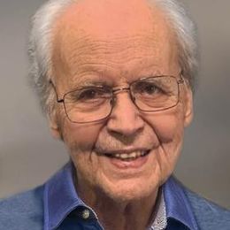 Photo of Gérard Auger, obituary