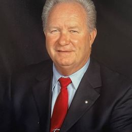 Photo of Dwight Douglas Mays, obituary