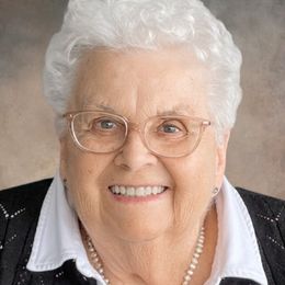 Photo de Louise Garant Samson, avis de décès à Lévis
