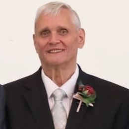 Photo of William Eugene Owens, obituary