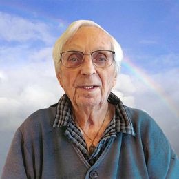 Photo of Julien Lagacé, obituary in Launay